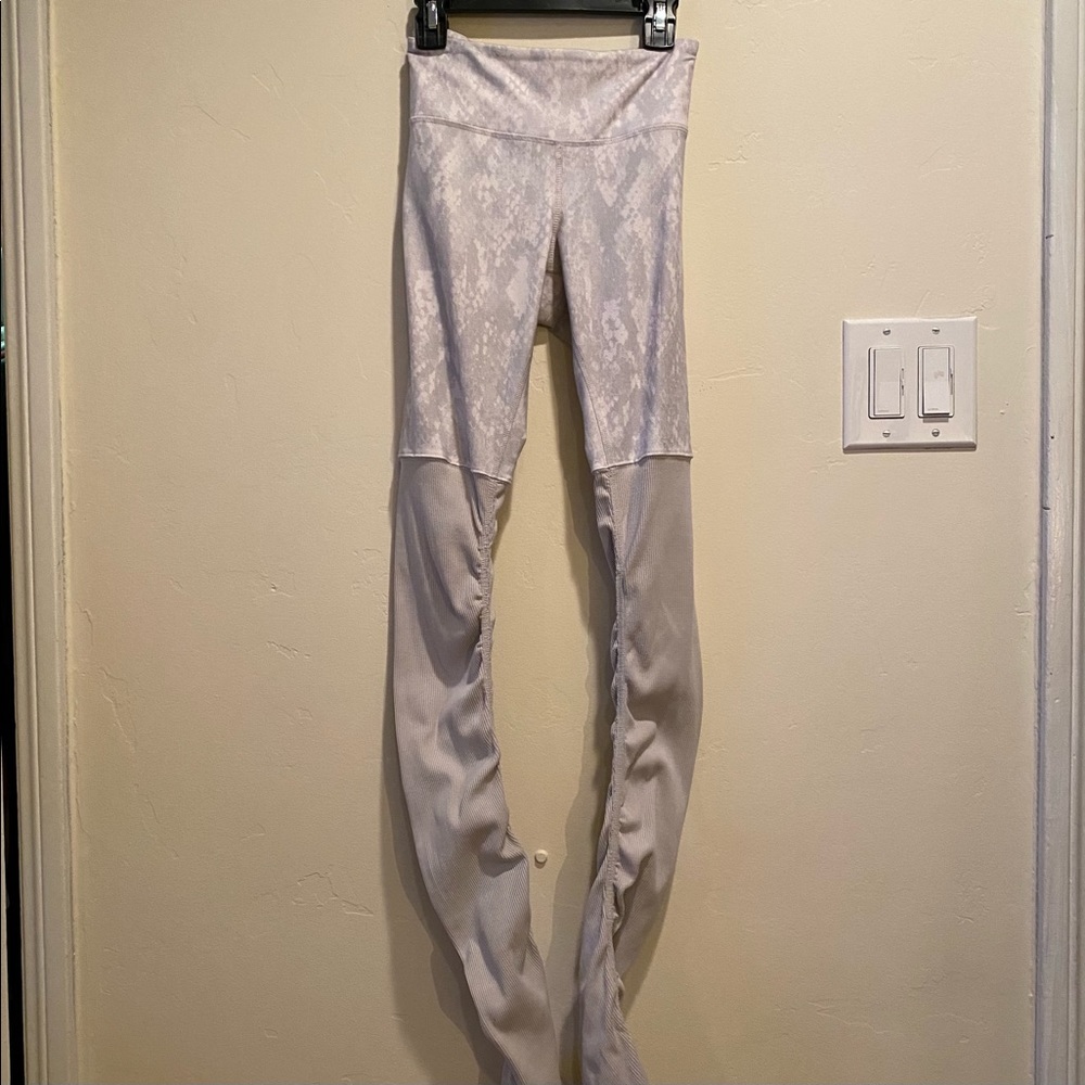 ALO Yoga High Waisted Goddess Leggings